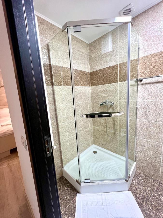 Hotel Marina 2 부쿠레슈티 외부 사진