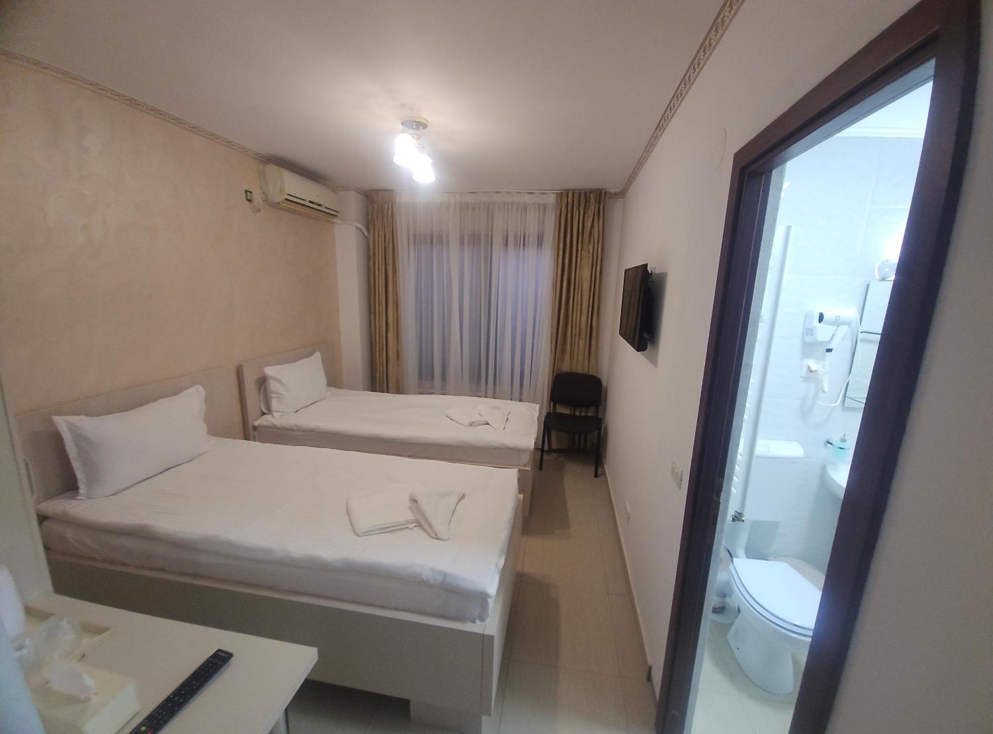 Hotel Marina 2 부쿠레슈티 외부 사진
