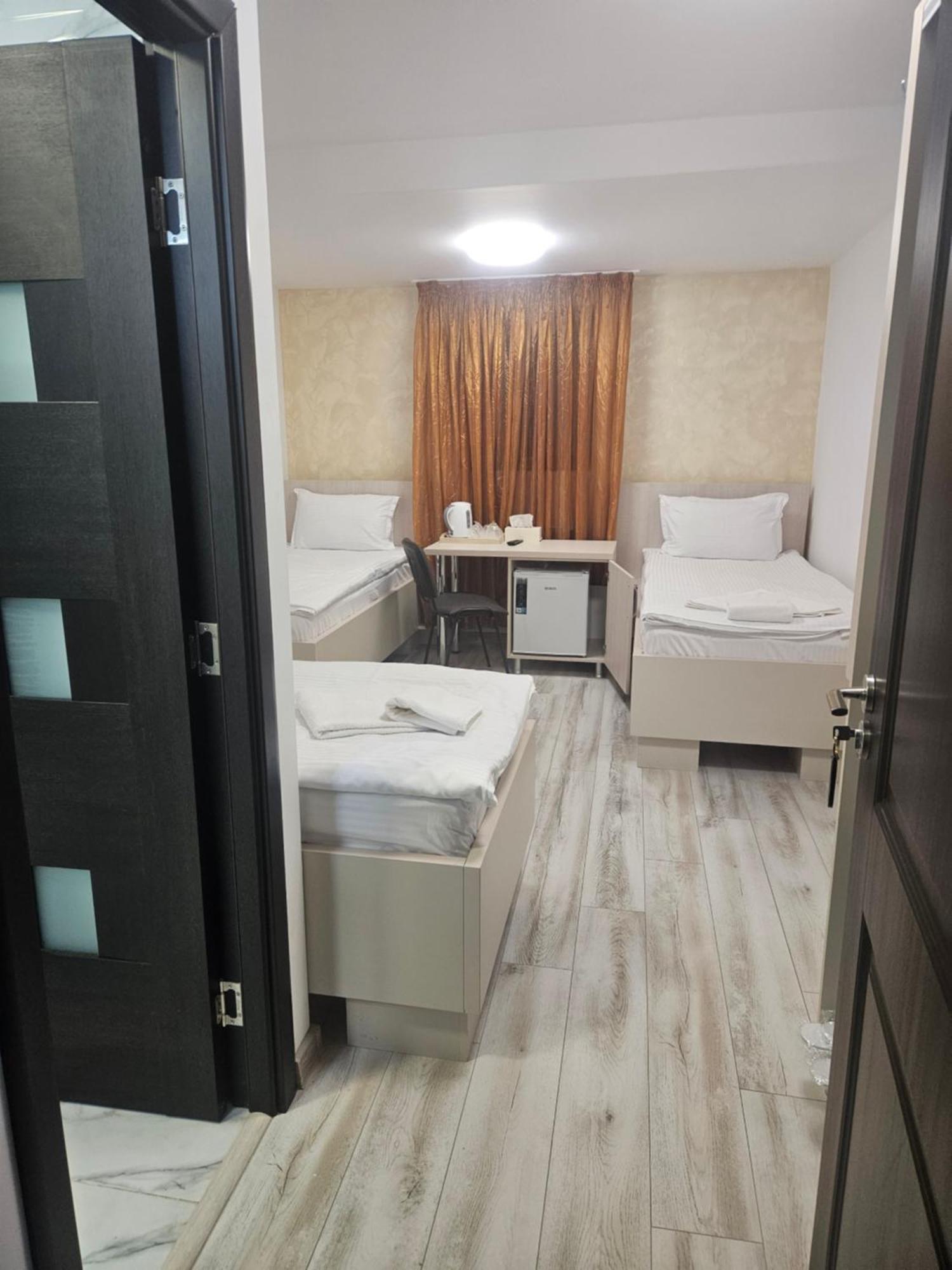 Hotel Marina 2 부쿠레슈티 외부 사진
